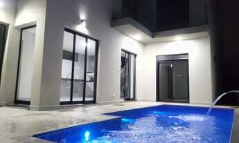 Imagem: Casa com 4 Suítes à venda, 256 m² por