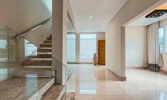 Imagem 4: Casa sobrado de 5 dormitórios ( 4 suítes), quintal enorme. Locação ou para venda em condom