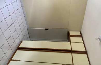 Imagem 7: Apartamento para aluguel possui 65 metros quadrados com 2 quartos armários nos quartos e c