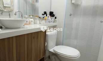 Imagem 3: Apartamento com 02 quartos, sala ampla, sacada, 02 banheiros, cozinha com armários planeja