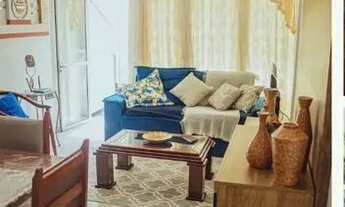 Imagem 5: Lindo apto em Itapuã, de 3 qtos, suíte, varanda, mobiliado, de escada. Primeiro andar