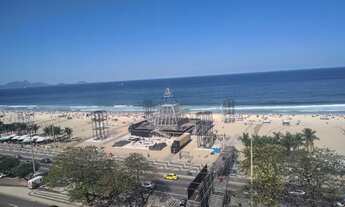 Imagem 2: Fabuloso prédio apartamentos com janelão até o chão