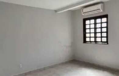 Imagem 7: Térrea para venda tem 243 metros quadrados com 4 quartos em Parque das Laranjeiras - Goiân