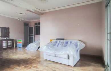 Imagem 2: Casa, 1000m², 4/4, 4vgs, Piscina no Marco