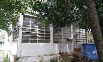 Imagem 6: Casa para Aluguel Comercial Possui 478 Metros Quadrados Com 10 Quartos em Graças - Recife