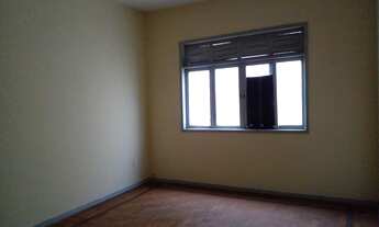 Imagem 4: Ótimo Local ! Apartamento com 2 dormitórios