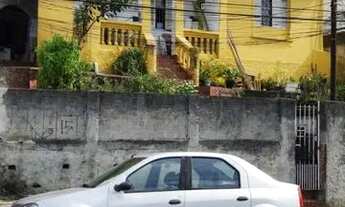 Imagem: Casa com 6 dormitórios à venda, 215 m²