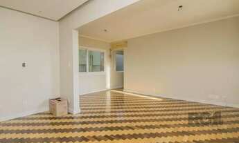 Imagem 2: Apartamento 145m² - 3 dormitórios sendo 1 suíte e 2 vagas no Centro Histórico/Porto Alegre