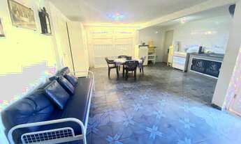 Imagem 2: Vendo casa de 05 quartos composta de 02 pavimentos próxima a praia em Piúma-ES