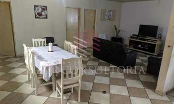 Imagem 6: Sobrado para venda possui 400 metros quadrados com 6 quartos