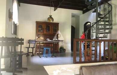 Imagem 6: Casa à venda, 7 quartos, 1 suíte, 2 vagas, Charitas - Niterói/RJ