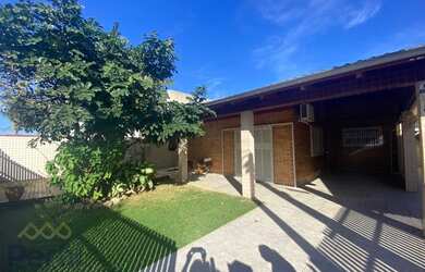 Imagem 7: Casa plana com 3 dormitórios na quadra do mar em Itaguaçú - São Francisco do Sul