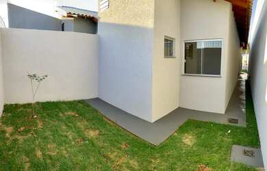 Imagem 2: Casa térrea Jardim Leblon, 2 quartos sendo 1 suíte