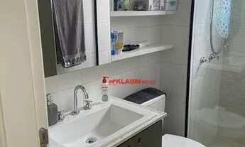 Imagem 4: Apartamento na Vila Mariana com 3 dormitórios sendo 1 suíte - 2 vaga - 2 Sacadas - 82m2