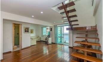 Imagem: Cobertuta Triplex na Lucio Costa Posto 5