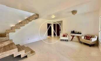 Imagem 2: Casa para aluguel, 4 quartos, 2 suítes, 5 vagas, Jardim Mariléa - Rio das Ostras/RJ