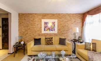 Imagem 9: Casa próxima ao Jardim Botânico com 6 quartos, 4 vagas, duas residências, 273 m² construíd