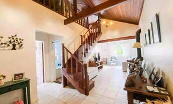 Imagem 7: Casa à venda com 3 quartos, 1m² - São Sebastião - Petrópolis/RJ