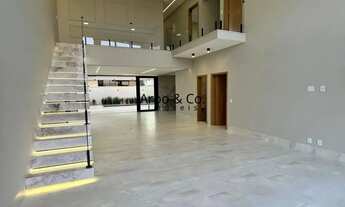 Imagem 3: Sobrado Alto Padrão no Portal do Sol Green com 4 Suítes e Piscina