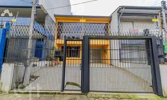 Imagem: Casa à venda em Azenha com 229 m², 4 quartos