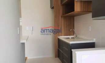 Imagem 6: Lindo apartamento com 2 quartos e armários planejados na cozinha e quartos