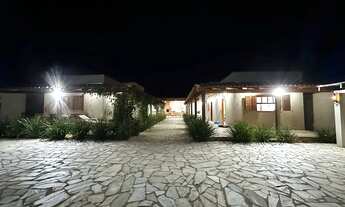 Imagem 2: Rancho a Venda localizado no Condomínio Enseada da Barra , represa de Furnas