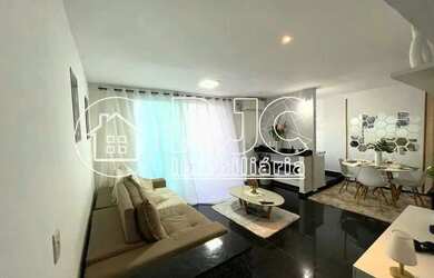 Imagem 4: Duplex para venda possui 360 metros quadrados com 5 quartos em Copacabana - Rio de Janeiro