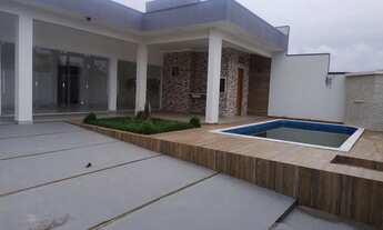 Imagem: Casa com Piscina e Área Gourmet em Itanhaém