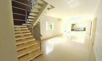 Imagem 2: Casa em Condomínio para aluguel, 4 quartos, 1 suíte, 2 vagas, Residencial Jardim dos Ipês