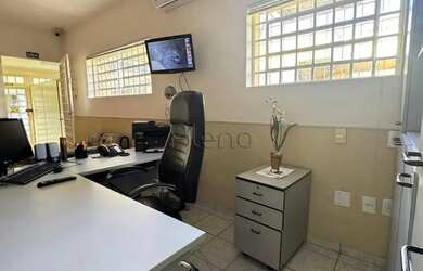 Imagem 6: Casa à venda e para alugar em Campinas, Bosque, com 1 quarto, com 201.4 m²