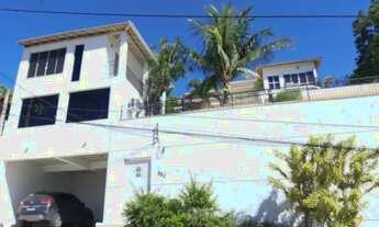 Imagem: Casa Exclusiva em Condomínio Tradicional