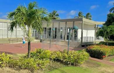 Imagem 2: Condomínio DAMHA: Imóvel Alto Padrão com 4 Suítes e Pé-Direito Duplo