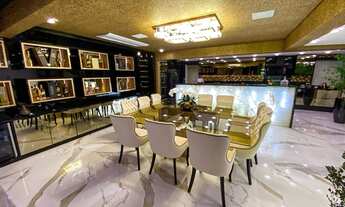 Imagem 3: Apartamento para venda tem 304 metros quadrados com 3 quartos