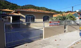 Imagem: Casa de frente para o mar no Ribeirão da