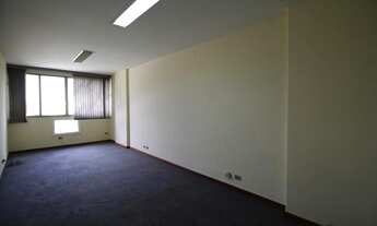 Imagem: Comercial/Industrial de 68 metros quadrados