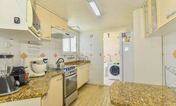 Imagem 7: Casa para venda com 111 metros quadrados com 3 quartos em Capão da Imbuia - Curitiba - PR