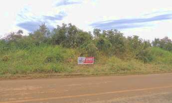 Imagem: Terreno com 551,87 m² de frente para o