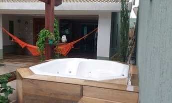 Imagem 4: Linda Casa! Rua 01 Chácara 11 Jockey, 03 Suítes, Piscina, Churrasqueira, 420m2, Vicente Pi