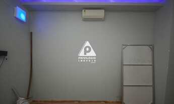 Imagem 3: Privilégio Imóveis Vende: Excelente loja de galeria, ótima oportunidade de montar seu próp