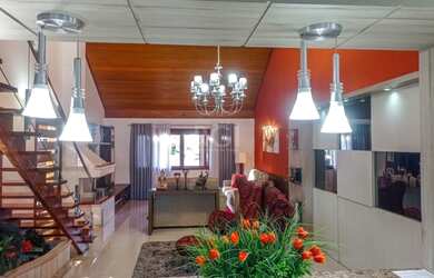 Imagem 2: Porto Alegre - Casa Padrão - Sarandi