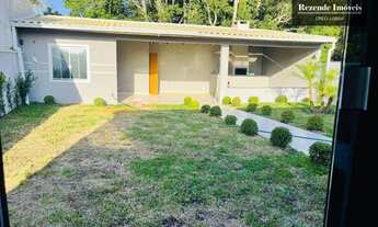 Imagem 2: Casa com 4 dormitórios à venda por R$ 950.000,00 - Centro - Araucária/PR