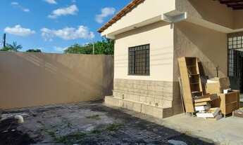 Imagem 3: Casa para aluguel possui 300 metros quadrados com 4 quartos em Flores - Manaus - AM