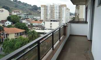 Imagem 2: Excelente 4qtos com 2 vgs, planta única no Centro de SG em Rua Tranquila