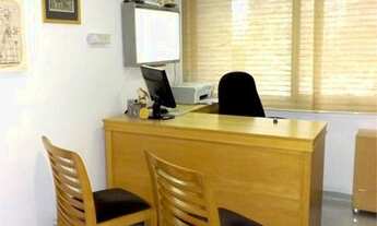 Imagem 6: Prédio Comercial 232 M², 6 Salas, 12 Vagas, 4 Banheiros