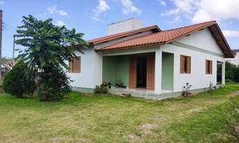 Imagem 3: Casa para Venda em Sombrio, Nova Brasília, 3 dormitórios, 1 suíte, 2 banheiros, 1 vaga