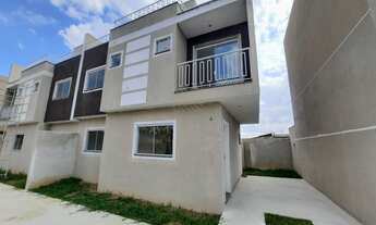 Imagem 2: Sobrado à venda com 3 Dormitórios sendo uma suíte com sacada sala em conceito aberto, banh