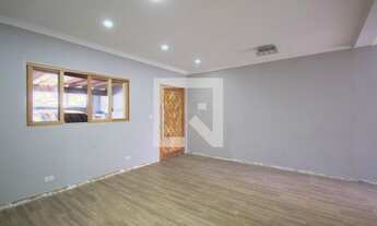 Imagem 3: Casa à Venda - Pestana, 3 Quartos, 250 m2