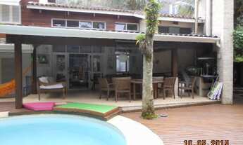 Imagem: Toque Toque Pequeno-5 suites-200 metros