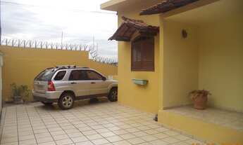 Imagem 2: Casa para venda possui 230 metros quadrados com 3 quartos em Monsenhor Messias - Belo Hori