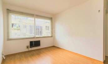 Imagem 2: Porto Alegre - Apartamento Padrão - Petrópolis